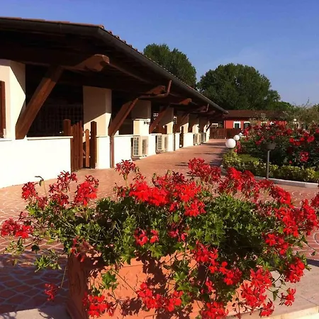 Centro Benigni Ξενοδοχείο με διαμερίσματα 3*