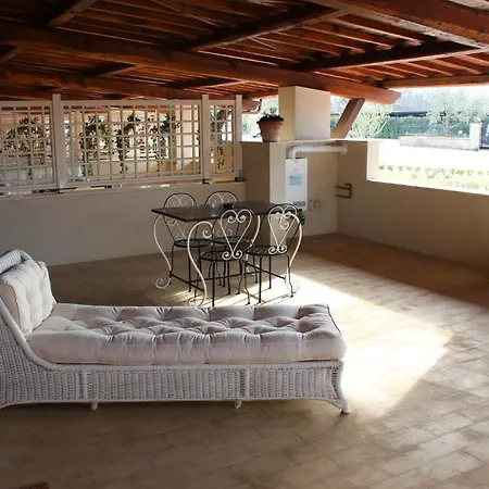 מלון דירות Centro Benigni 3*